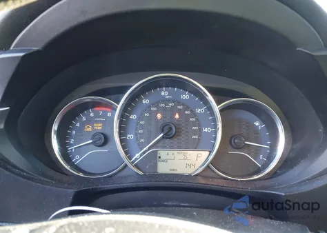 2014 Toyota Corolla Le Plus z USA, uszkodzony, nr VIN 2T1BURHEXEC089042